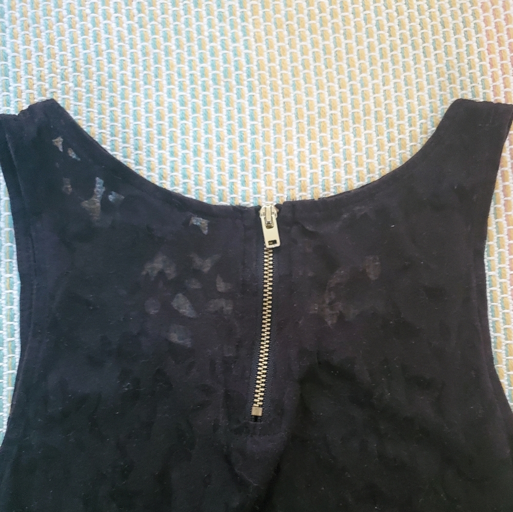 Sheer Racer-back Top - Picture 4 of 4